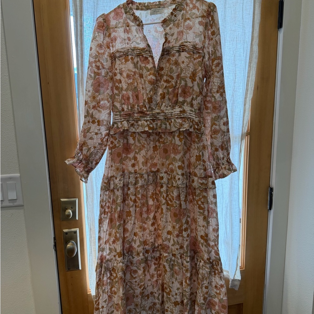 Dress Forum Pink and Cream Floral Maxi Dress